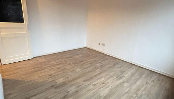 w1749232521597596_1761052526069